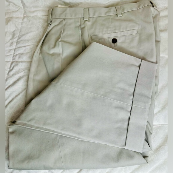 Brooks Brothers Men’s Advantage Chino Elliot Khaki Pants W33/L30/Inseam25 - Picture 8 of 9